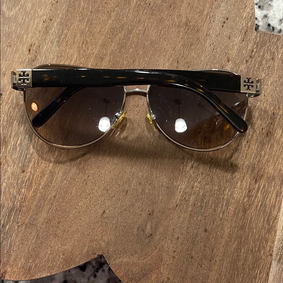 Tory Burch gold Aviator Sunglasses - Picture 8 of 8